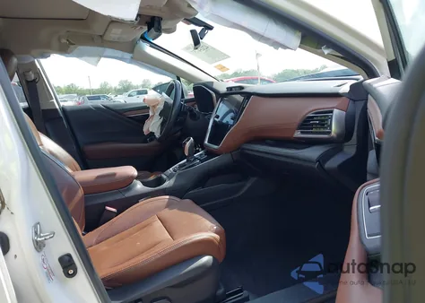 2020 Subaru Outback Touring z USA, uszkodzony, nr VIN 4S4BTAPC0L3100362